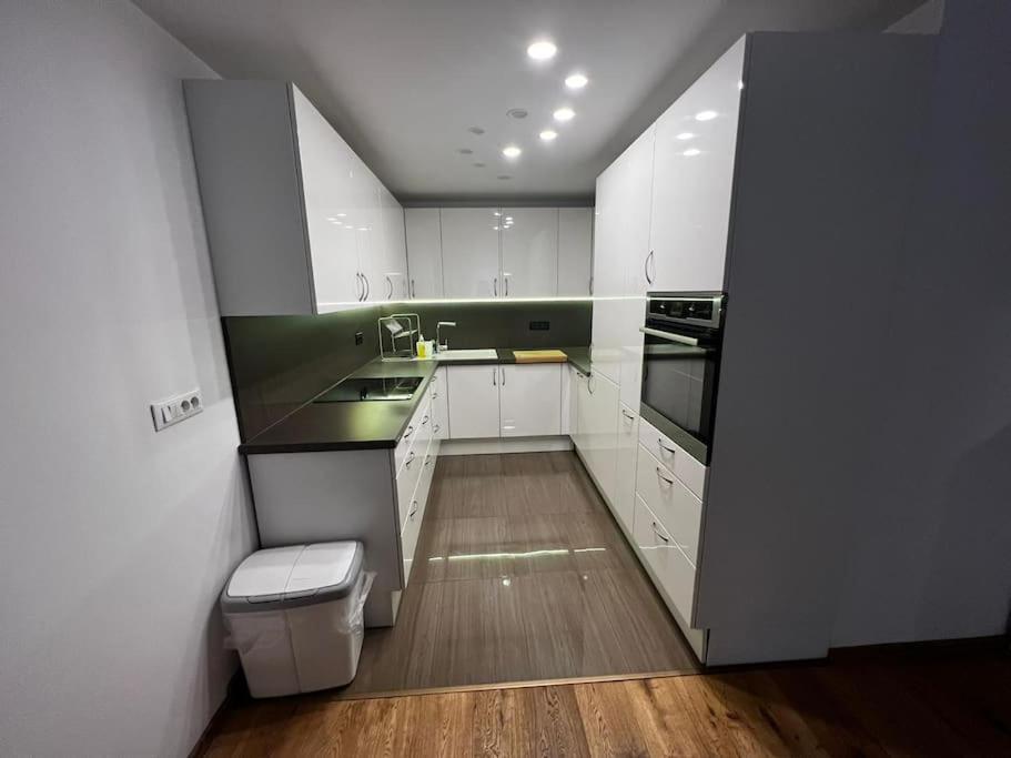 Porec, Tolle 3 Zi-Whg, Sehr Zentral, Top Zustand! Mit Internet Und W-Lan! 외부 사진